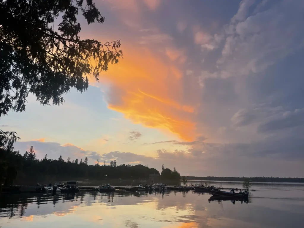 Oak Island Resort NWA Cabin REntals